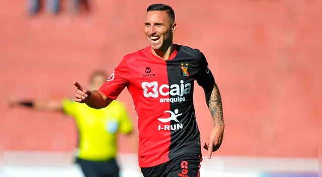Emanuel Herrera celebra un gol a UTC. Emanuel Herrera celebra un gol a UTC.