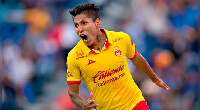 Raúl Ruidíaz celebra un gol con Morelia. Raúl Ruidíaz celebra un gol con Morelia.