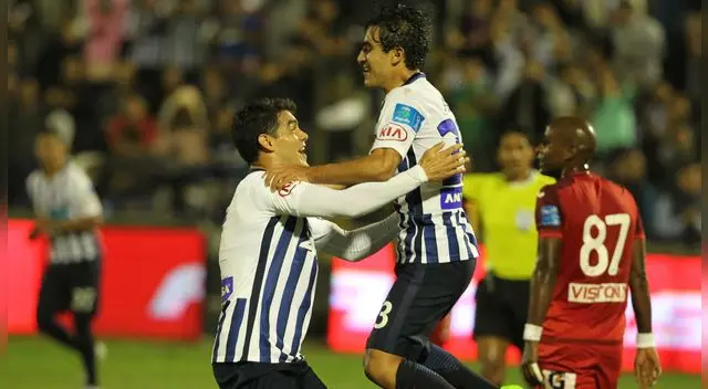 Alianza Lima venció 2-0 a Juan Aurich y sigue invicto en Matute
