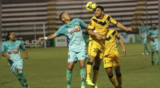 UTC no pudo con el colero Cantolao y apenas empataron sin goles por el Torneo Apertura UTC no pudo con el colero Cantolao y apenas empataron sin goles por el Torneo Apertura