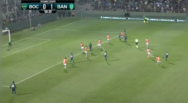 El golazo de Edwin Cardona de casi media cancha con Boca Juniors ante Banfield.
