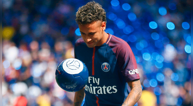 Neymar aún no recibe su transfer del Barcelona