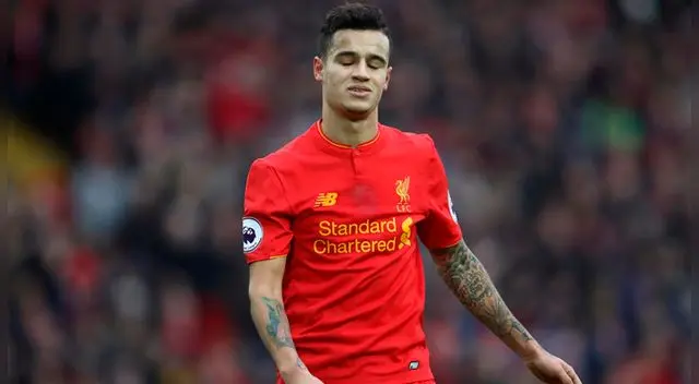 Coutinho sigue jugando a 'doble cachete'.