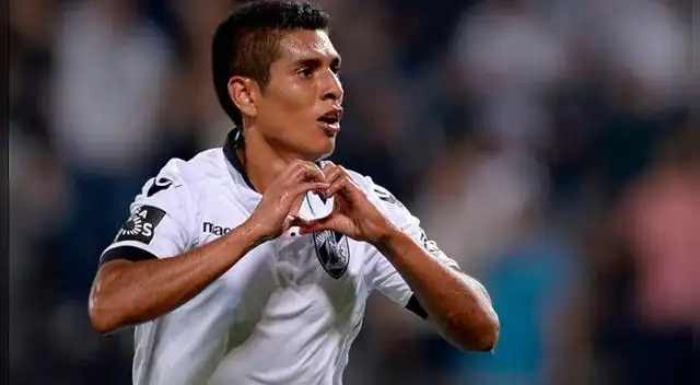 Paolo Hurtado celebra un gol con el Sporting de Lisboa. Paolo Hurtado celebra un gol con el Sporting de Lisboa.