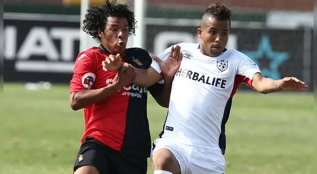 Universitario tiene todo listo para fichar a Junior Ponce Universitario tiene todo listo para fichar a Junior Ponce