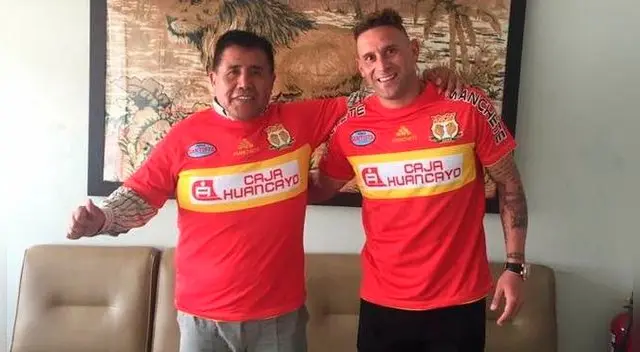Carlos Neumann fue presentado oficialmente como jugador del Sport Huancayo