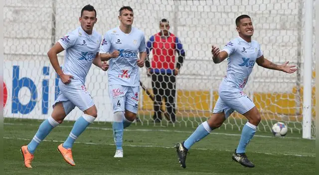 Real Garcilaso goleó 4-1 a Alianza Lima en la primera fecha del Torneo Clausura 2017. Real Garcilaso goleó 4-1 a Alianza Lima en la primera fecha del Torneo Clausura 2017.