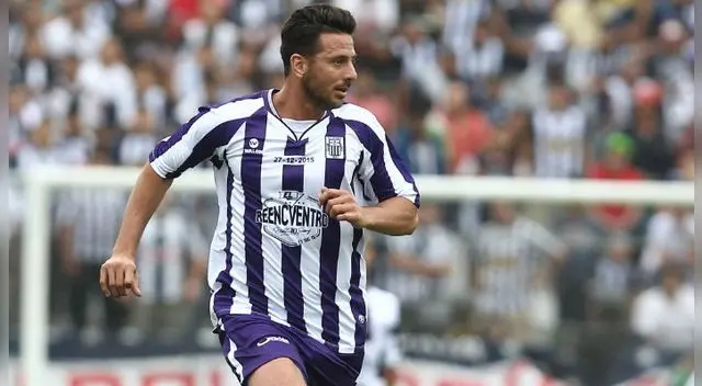 Alianza Lima invitó a Claudio Pizarro para que juegue amistoso ante Delfín de Ecuador