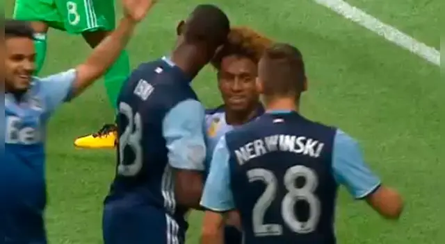 Yordy Reyna celebra su gol al Real Salt Lake. Yordy Reyna celebra su gol al Real Salt Lake.