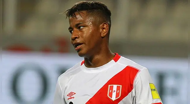 Andy Polo se lamenta durante el partido Perú-Brasil. Andy Polo se lamenta durante el partido Perú-Brasil.