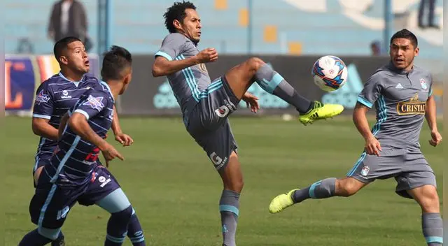 Sporting Cristal volvió a ceder puntos de local y se aleja de la punta del Clausura