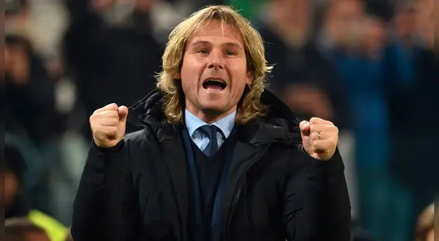 Pavel Nedved celebra un triunfo de la Juventus en su condición de vicepresidente. Pavel Nedved celebra un triunfo de la Juventus en su condición de vicepresidente.