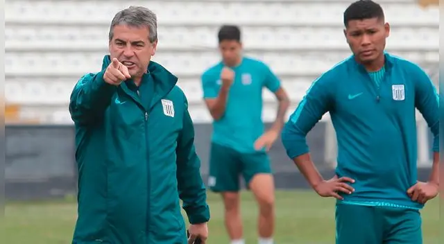 Alianza Lima: ¿Pablo Bengoechea debe involucrarse en el trabajo de las divisiones menores? Alianza Lima: ¿Pablo Bengoechea debe involucrarse en el trabajo de las divisiones menores?