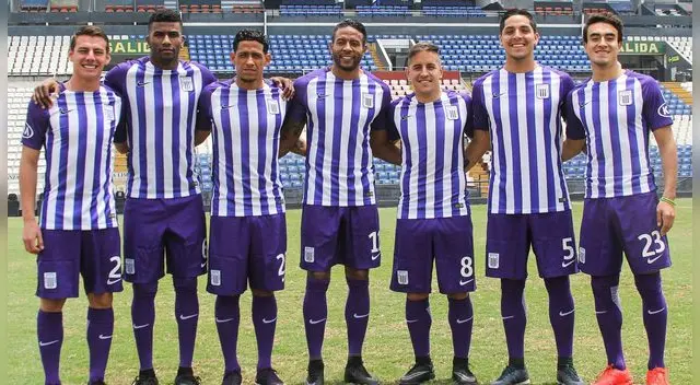 Alianza Lima: los novedosos detalles de la nueva camiseta blanquimorada para octubre Alianza Lima: los novedosos detalles de la nueva camiseta blanquimorada para octubre