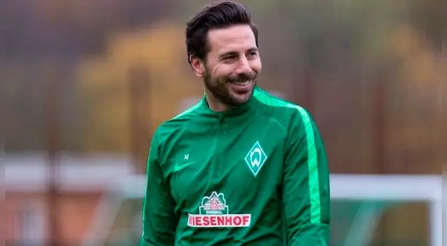 Prensa alemana pone a Claudio Pizarro en la órbita de Colonia de la Bundesliga Prensa alemana pone a Claudio Pizarro en la órbita de Colonia de la Bundesliga