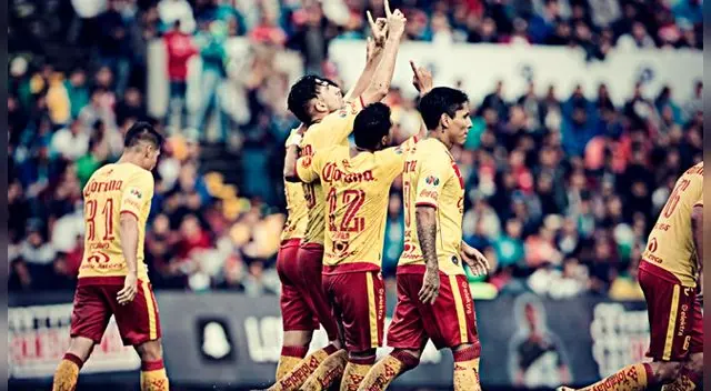 Diego Valdés celebra el 1-0 del Morelia ante Tijuana.