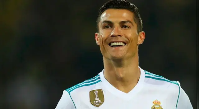 Cristiano Ronaldo es una máquina de hacer goles. Cristiano Ronaldo es una máquina de hacer goles.