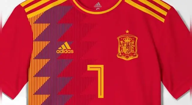 Un diseño similar utilizó España en el Mundial 1994. Un diseño similar utilizó España en el Mundial 1994.