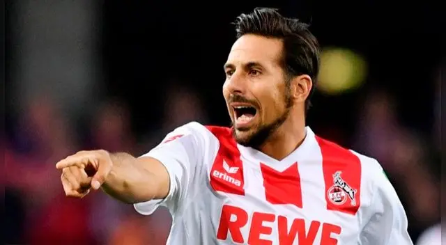 Claudio Pizarro en el peusto 19 de los máximos goleadores históricos en las competiciones europeas.