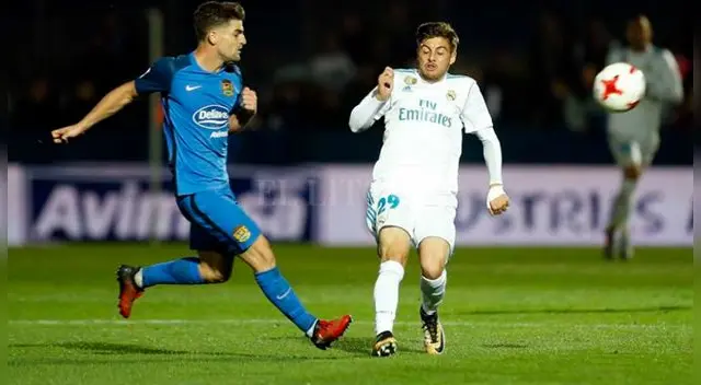 Francisco Feuillassier tiene 19 años y juega regularmente en el Real Madrid Castilla. 