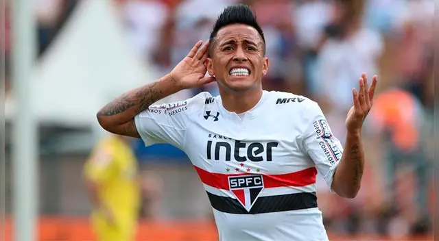 Sao Paulo venció 2-1 a Santos en la fecha 31 del Brasileirao. Sao Paulo venció 2-1 a Santos en la fecha 31 del Brasileirao.