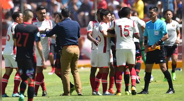 Universitario: Juan Vargas casi se va a las manos con el colombiano Leudo