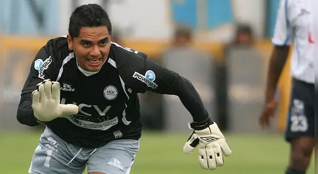 Fischer Guevara, durante su etapa como jugador de César Vallejo.