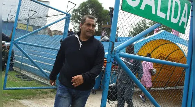 Julio Zamora sufrió dos infartos cerebrales y su estado es delicado