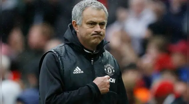 'Mou' se convierte en todo un 'Grinch' en Navidad.