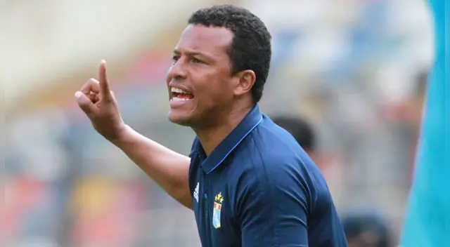 Sporting Cristal: Pablo Zegarra seguiría siendo el DT celeste en el 2018 Sporting Cristal: Pablo Zegarra seguiría siendo el DT celeste en el 2018