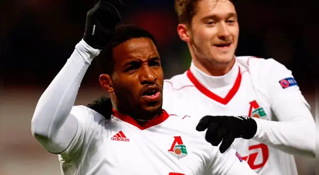 Jefferson Farfán celebra su gol al Copenhague por la Europa League.