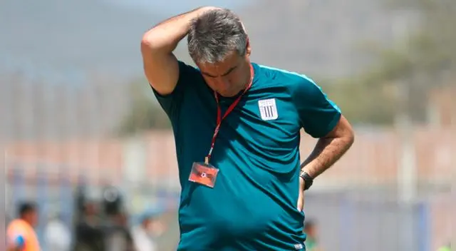 Pablo Bengoechea se lamenta de la derrota de Alianza Lima ante Juan Aurich.