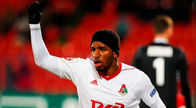 Selección peruana: Jefferson Farfán pagó apuesta caminando descalzo sobre nieve [VIDEO]