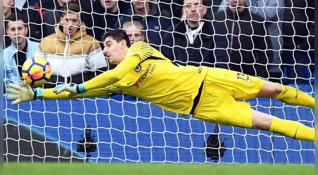 Real Madrid podría quedarse con los servicios de Thibaut Courtois en el 2019. Foto: EFE