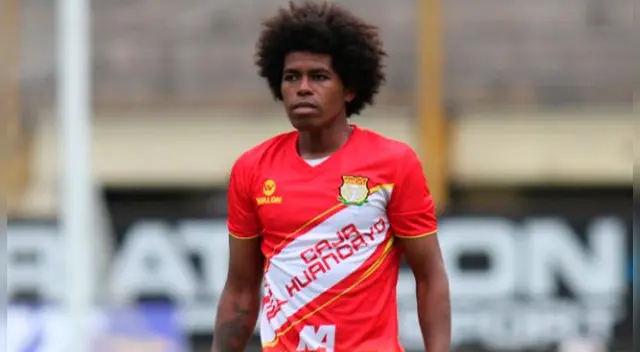 Julio Landauri jugará el Descentralizado 2018 y la Copa Libertadores con Real Garcilaso Julio Landauri jugará el Descentralizado 2018 y la Copa Libertadores con Real Garcilaso