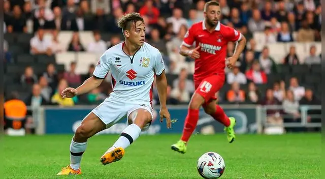 Cristian Benavente, durante su paso por el MK Dons.