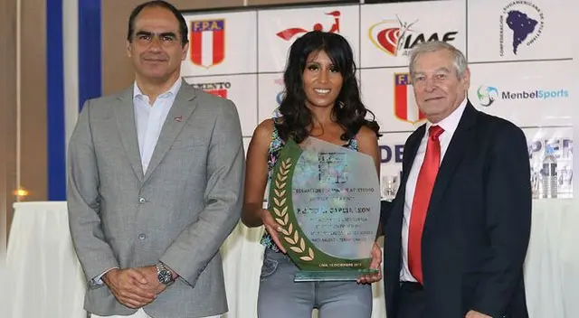 Kimberly García fue reconocida por el IPD y la Federación Peruana de Atletismo como la mejor atleta de la temporada 2017