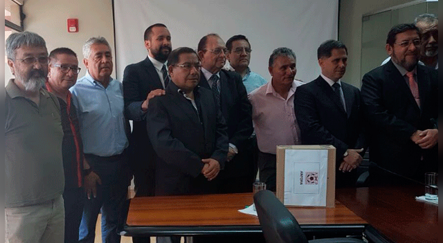 ADFP tiene nuevo presidente para el 2018, Hugo Duthurburu