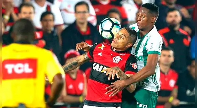 Paolo Guerrero y Yerry Mina, durante un Flamengo-Palmeiras. Paolo Guerrero y Yerry Mina, durante un Flamengo-Palmeiras.