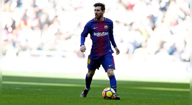 Barcelona cerró el año goleando al Real Madrid (0-3). 