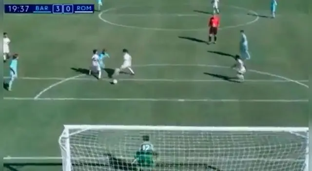 ¿El nuevo Lionel Messi? Así marcó el canterano del Barcelona.