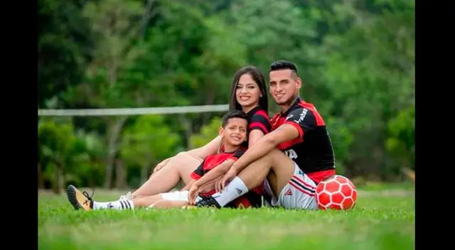 Miguel Trauco y entrañable sesión de fotos junto a su familia Miguel Trauco y entrañable sesión de fotos junto a su familia
