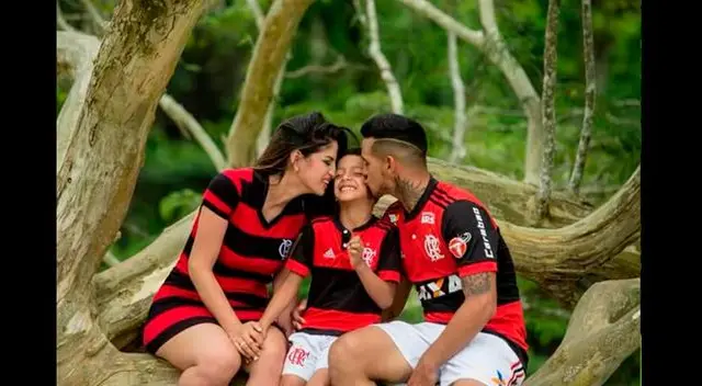 Miguel Trauco y la entrañable sesión de fotos junto a su familia Miguel Trauco y la entrañable sesión de fotos junto a su familia
