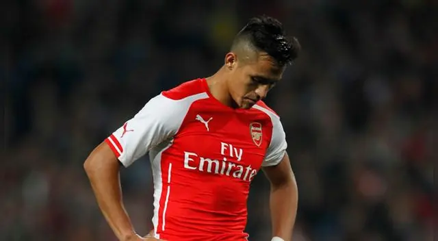 Alexis Sánchez vive un calvario en tienda 'Gunner'.