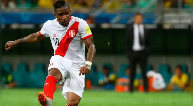 Jefferson Farfán puede negociar pase a otro equipo desde el 1 de enero