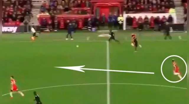 la impresionante carrera de Adama Traoré a lo Usain Bolt. la impresionante carrera de Adama Traoré a lo Usain Bolt.
