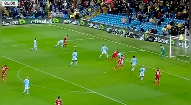 En el Manchester City vs. Watford, André Carrillo dio un fenomenal pase gol. En el Manchester City vs. Watford, André Carrillo dio un fenomenal pase gol.