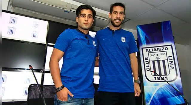 Maximiliano Meza y Tomás Costa, durante su presentación como jugadores de Alianza Lima.