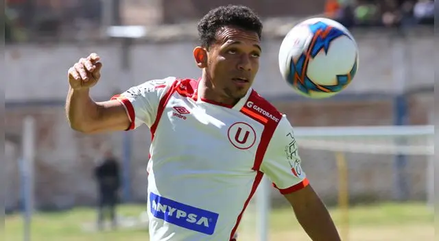 Figuera se quedaría en Universitario para disputar la Copa Libertadores y el Descentralizado. Figuera se quedaría en Universitario para disputar la Copa Libertadores y el Descentralizado.