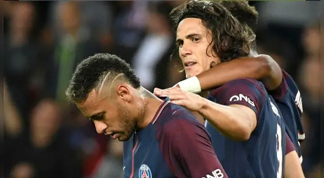 Neymar y Edinson Cavani, los que dirigen las facciones en el vestuario del PSG. 